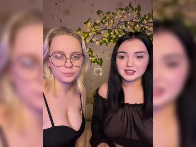 BellaAndAlice's BongaCams show and profile