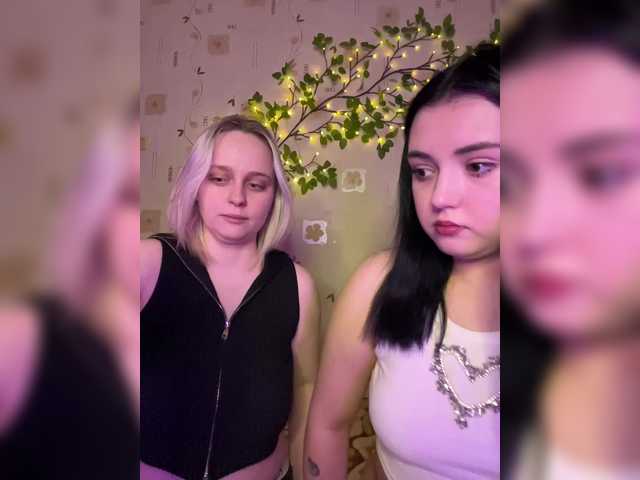BellaAndAlice's BongaCams show and profile