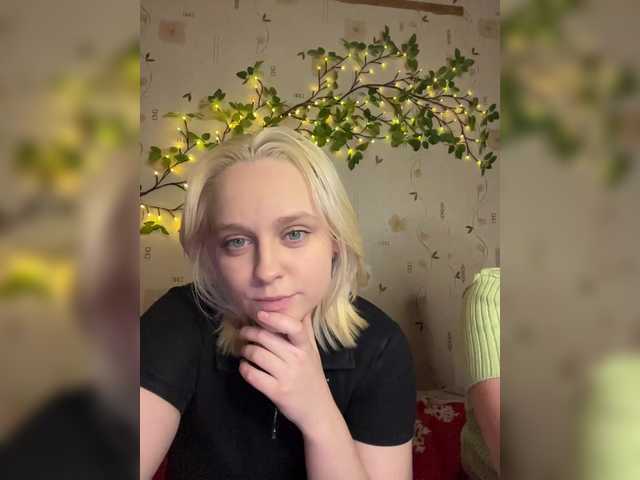 BellaAndAlice's BongaCams profile