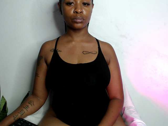 Naughty-nymph's BongaCams show and profile