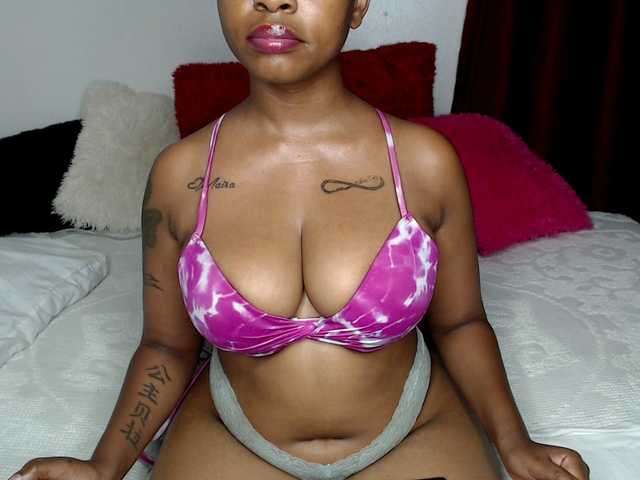 Naughty-nymph's BongaCams show and profile