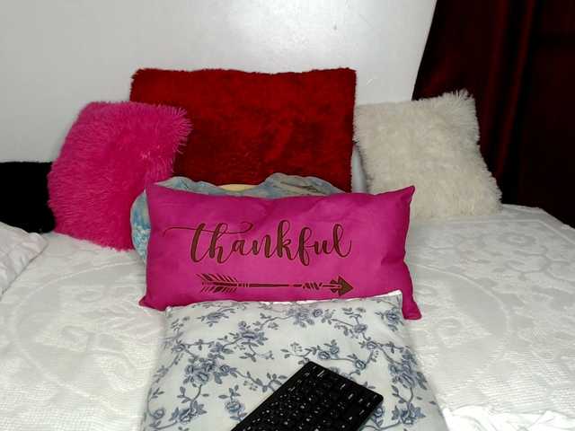 Naughty-nymph's BongaCams show and profile