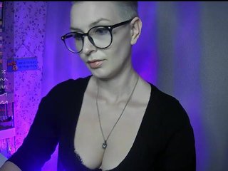 MamaKoska Porn Show