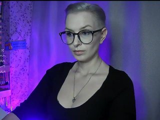 MamaKoska Porn Show