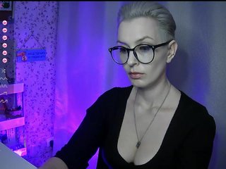 MamaKoska Porn Show