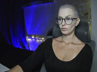 MamaKoska Porn Show