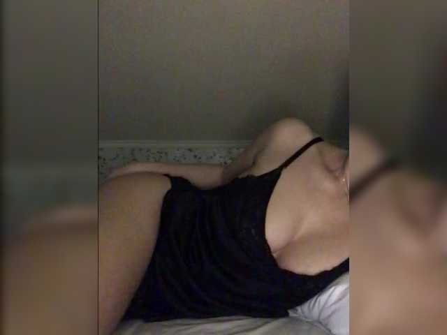 AlikBlack live cam profile