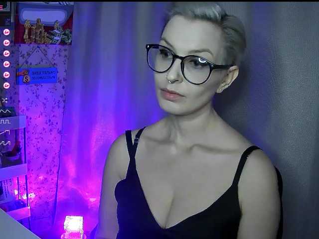 AlikBlack's BongaCams show and profile