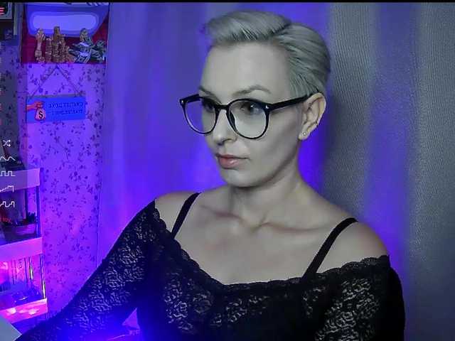 AlikBlack's BongaCams show and profile
