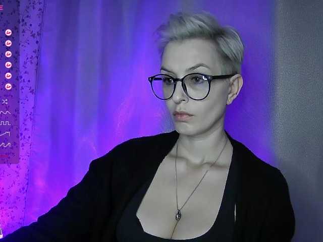 AlikBlack's BongaCams show and profile