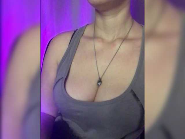 AlikBlack's BongaCams show and profile