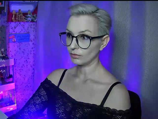 AlikBlack's BongaCams show and profile