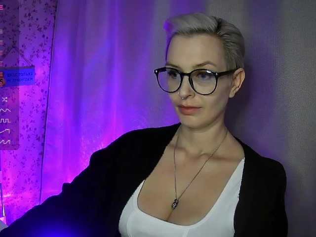 AlikBlack's BongaCams show and profile