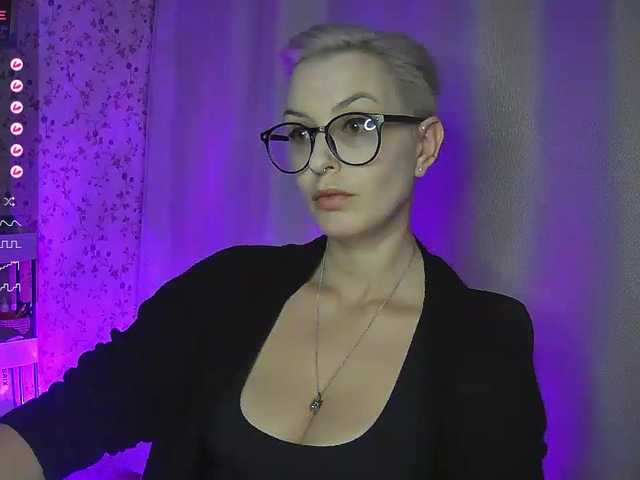 AlikBlack's BongaCams show and profile