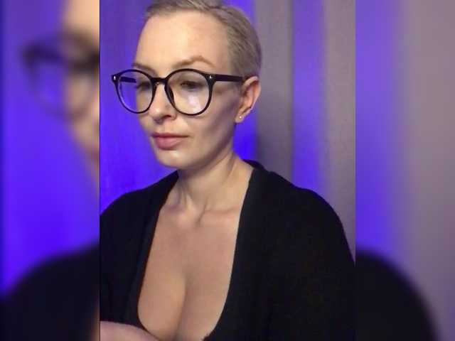 AlikBlack's BongaCams show and profile