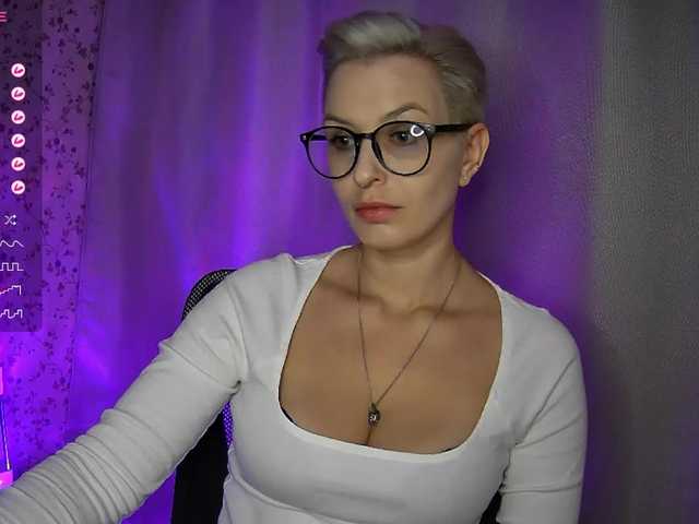 AlikBlack's BongaCams show and profile