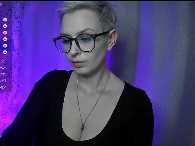 AlikBlack's BongaCams show and profile