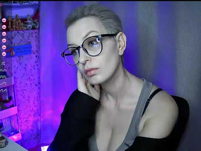 AlikBlack's BongaCams show and profile