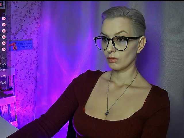 AlikBlack's BongaCams show and profile