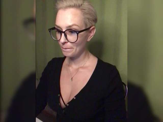 эросцена AlikBlack