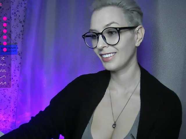 AlikBlack's BongaCams show and profile