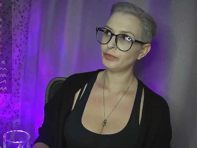 AlikBlack's BongaCams show and profile