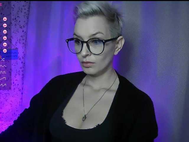 AlikBlack's BongaCams show and profile