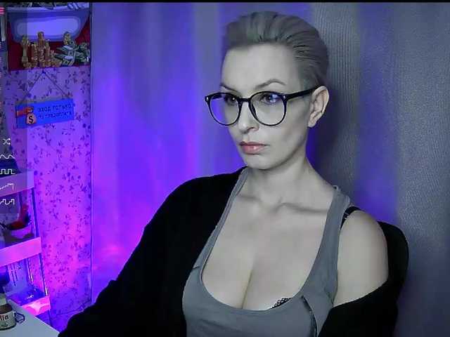 AlikBlack's BongaCams show and profile