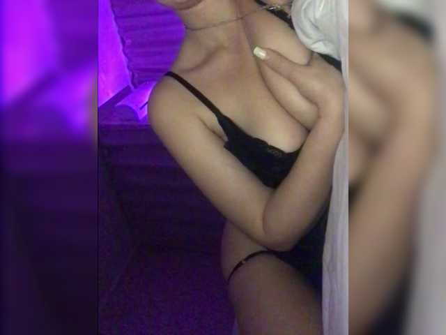 AlikBlack's BongaCams show and profile