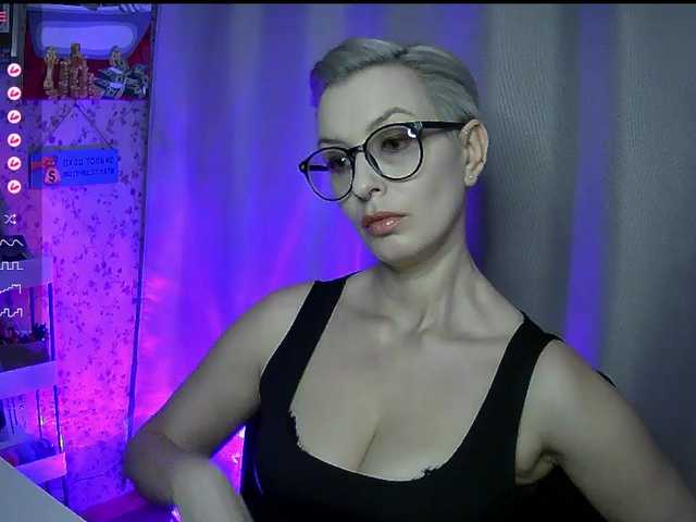 AlikBlack's BongaCams show and profile