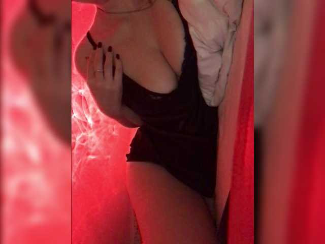 AlikBlack's BongaCams show and profile