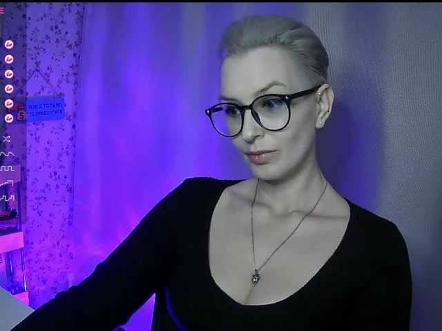 AlikBlack live cam profile