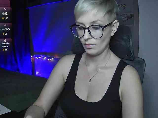 AlikBlack Live Webcam on BongaCams