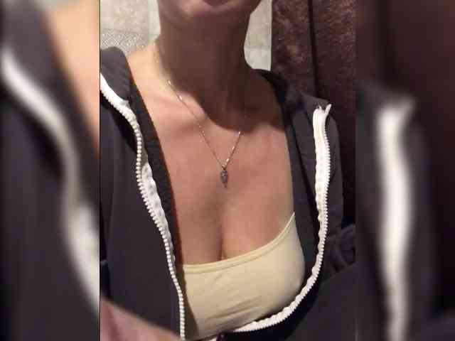 MamaKoska webcam