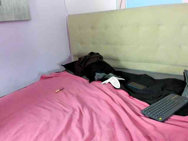 Violetahsuky webcam