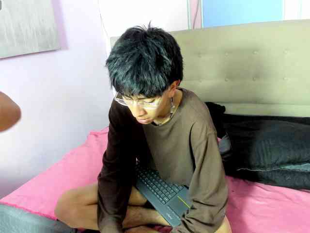 Violetahsuky webcam