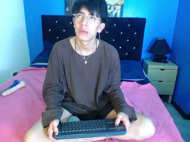 Violetahsuky webcam