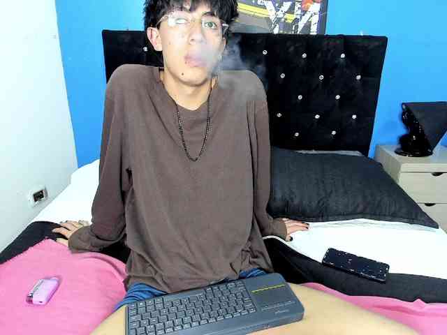 Violetahsuky webcam