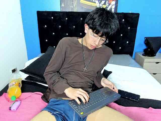 Violetahsuky webcam