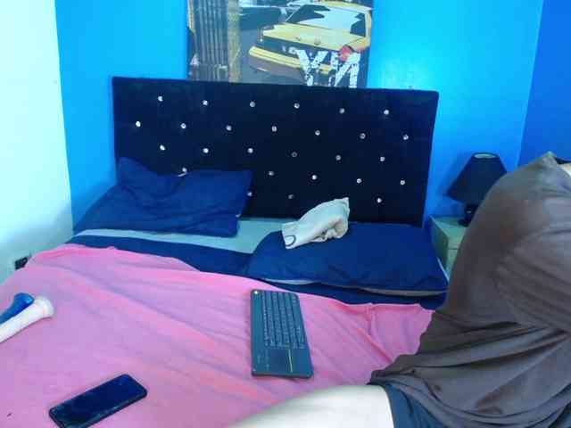 Violetahsuky webcam