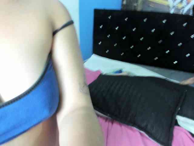 Violetahsuky webcam