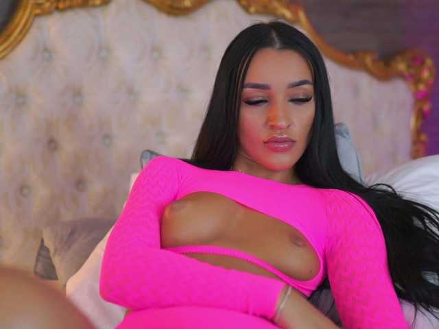 Sex chat gratuit in direct cu DeniseDevilles pe BongaCams