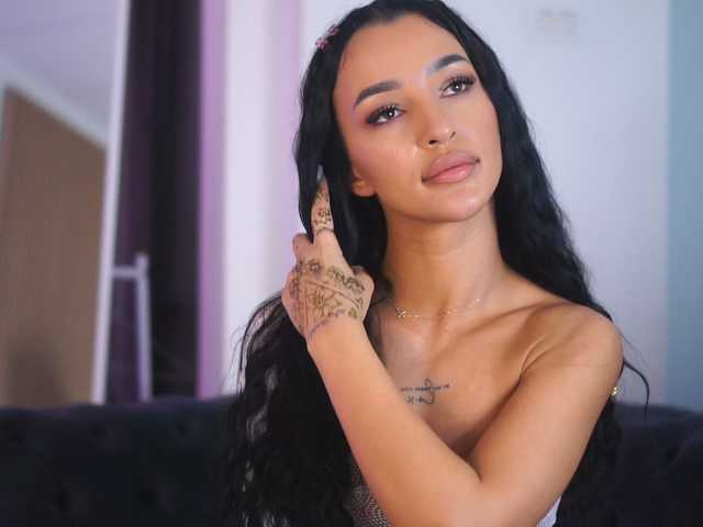 Sex chat gratuit in direct cu DeniseDevilles pe BongaCams
