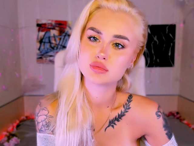 Ravenaaaa from BongaCams is Freechat