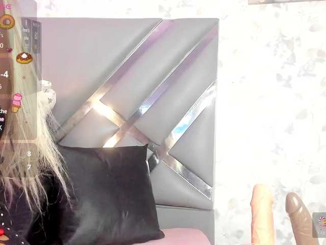 EmilyRosee's BongaCams show and profile