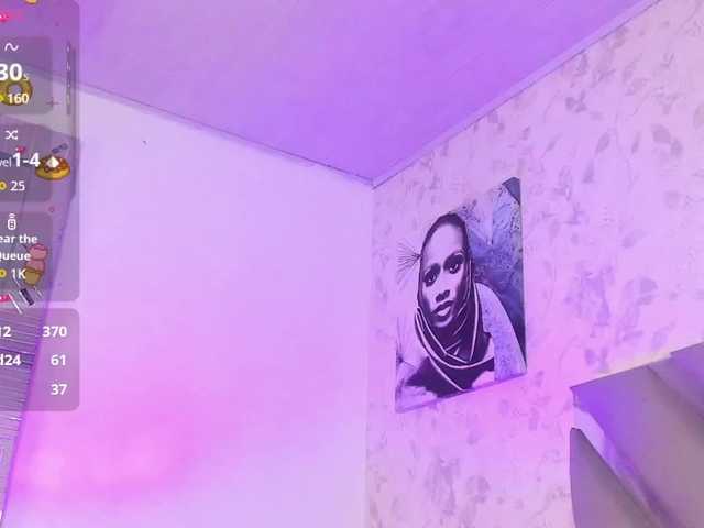 EmilyRosee's BongaCams show and profile