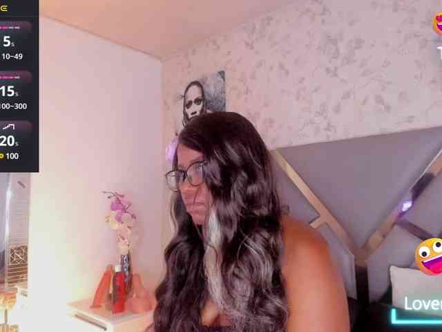 EmilyRosee webcam