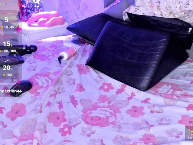 EmilyRosee webcam