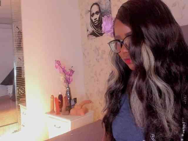 EmilyRosee webcam