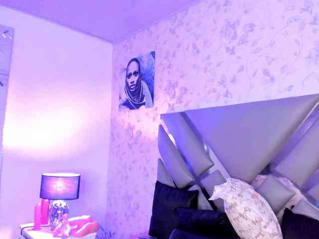 EmilyRosee webcam